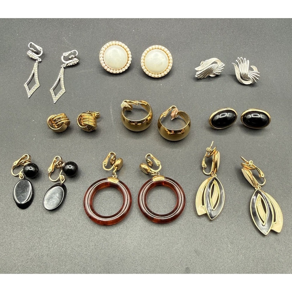Vintage Trifari Signed Lot 9 Clip-on Earrings Rhinestone Enamel Pearl Jewelry